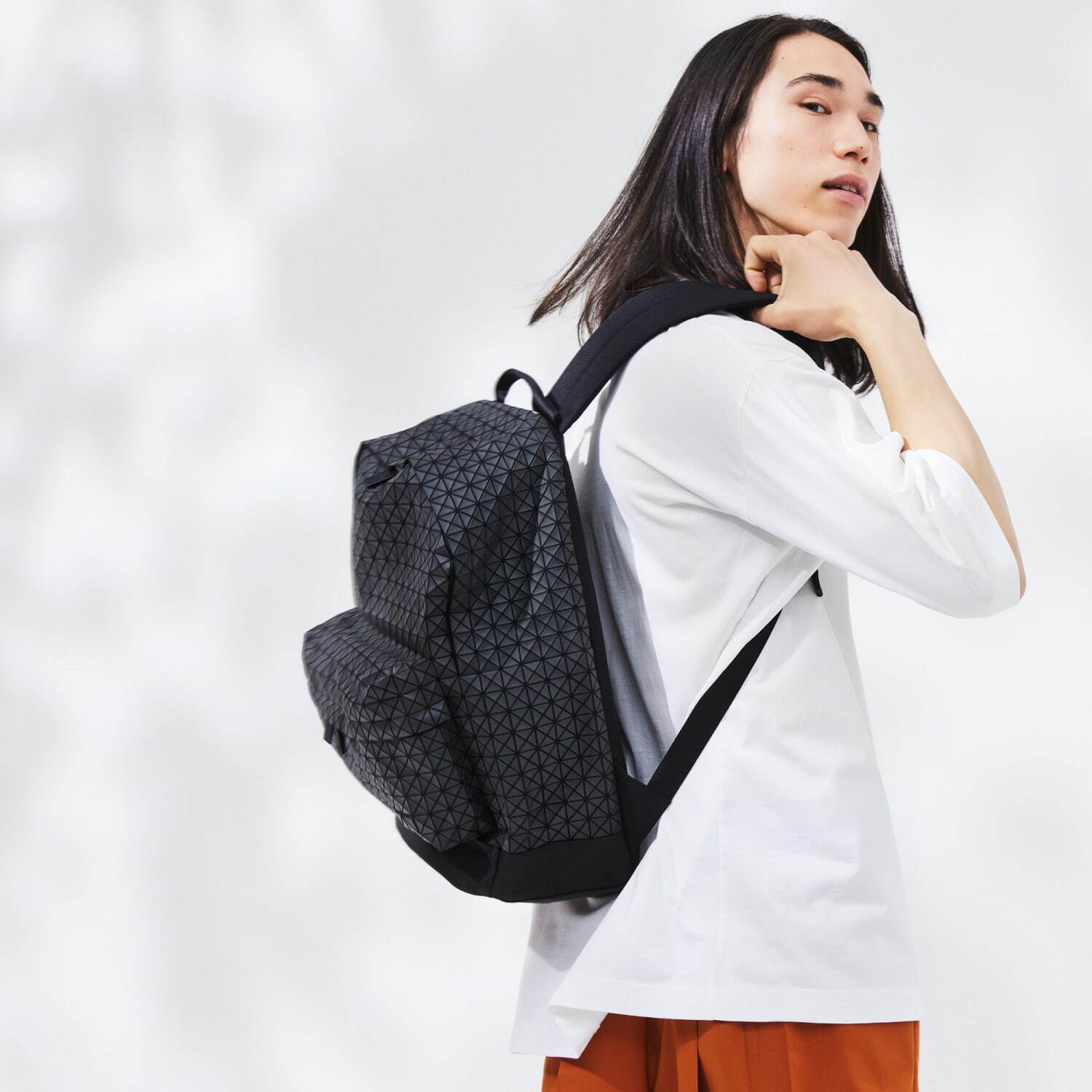 BAO BAO ISSEY MIYAKE“ダブルカラー”のバッグやカードケース