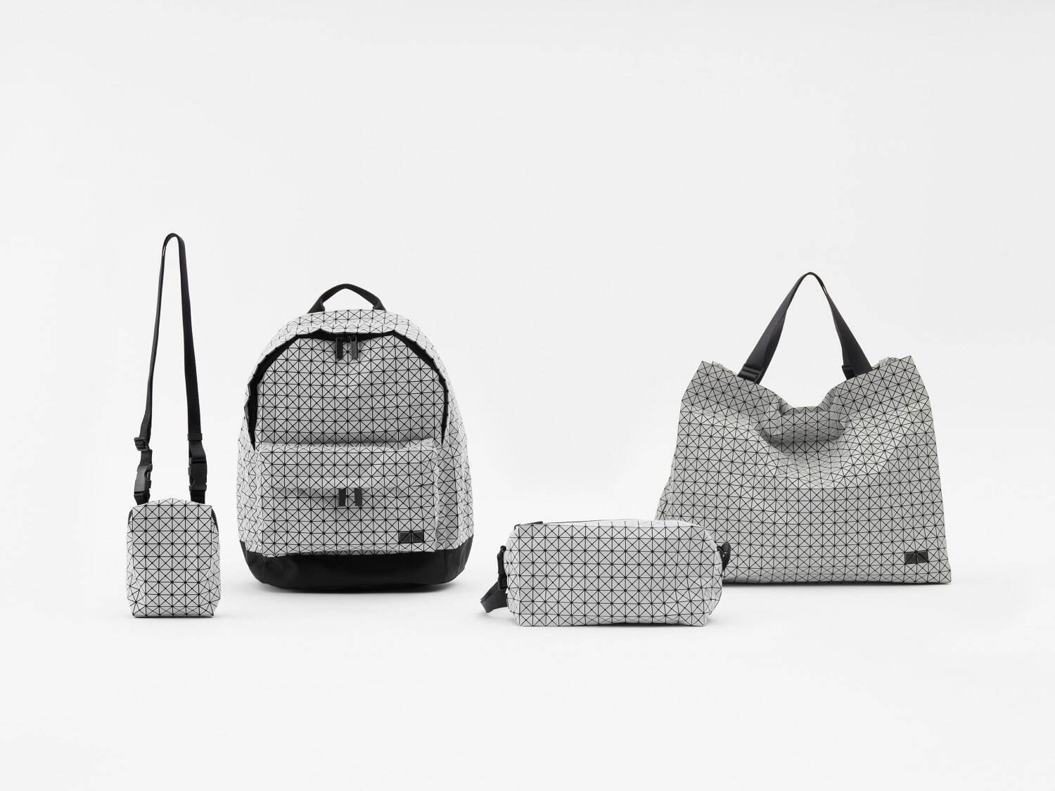 BAO BAO ISSEY MIYAKE“ダブルカラー”のバッグやカードケースなど