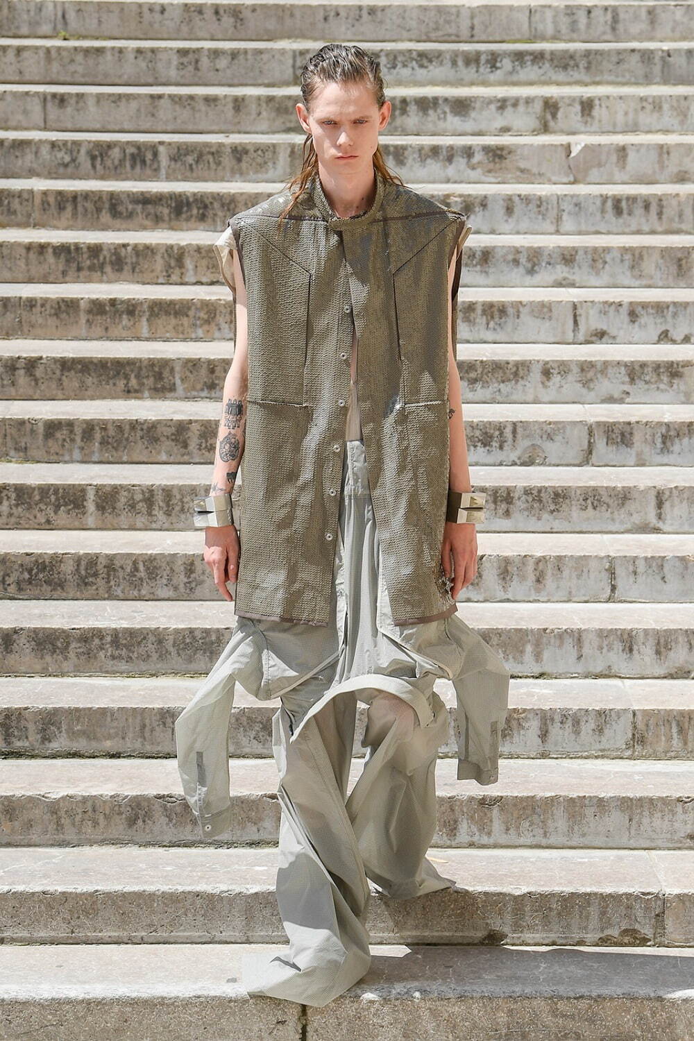 リック・オウエンス(Rick Owens) 2023年春夏メンズコレクション  - 写真20