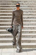 リック・オウエンス 2023年春夏メンズコレクション - 半透明の秩序｜写真22