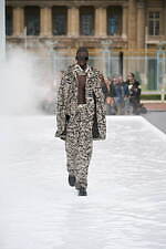 ジバンシィ 2023年春夏メンズコレクション - ユニフォームの再構築、パーソナルな視点から｜写真35