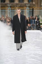 ジバンシィ 2023年春夏メンズコレクション - ユニフォームの再構築、パーソナルな視点から｜写真42