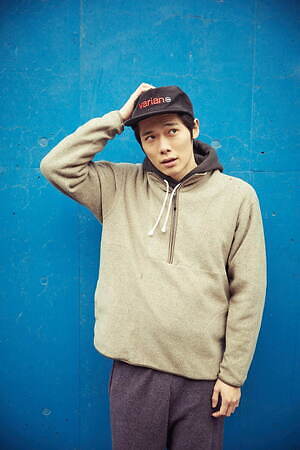 フィルメランジェ(FilMelange) 2022-23年秋冬ウィメンズ&メンズコレクション  - 写真20