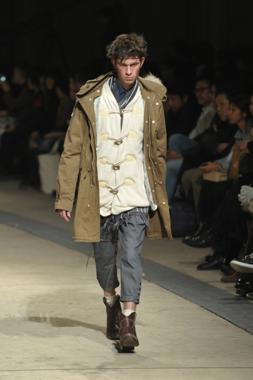 写真3/33｜ファクトタム(FACTOTUM) 201011年秋冬メンズコレクション ファッションプレス