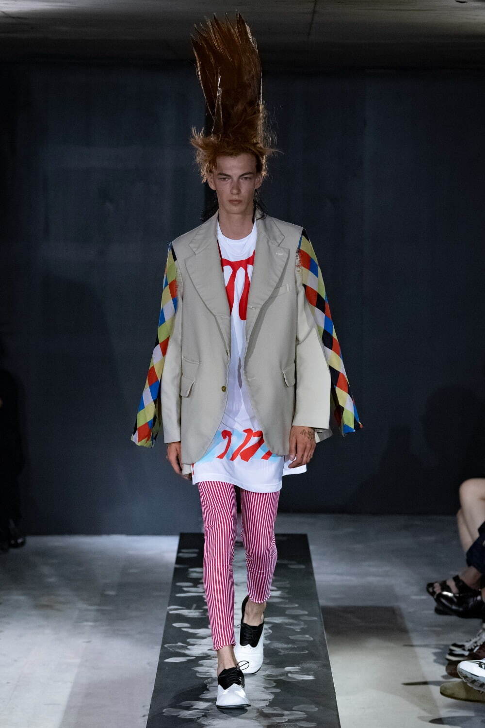 コム デ ギャルソン・オム プリュス(COMME des GARÇONS HOMME PLUS) 2023年春夏メンズコレクション  - 写真23