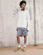 sacai 2023年春夏メンズコレクション、端正な装いに遊びを効かせて｜写真25