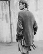 sacai 2023年春夏メンズコレクション、端正な装いに遊びを効かせて｜写真36