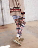 sacai 2023年春夏メンズコレクション、端正な装いに遊びを効かせて｜写真52