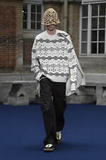 ナマチェコ 2023年春夏コレクション - 白紙上のパッチワーク｜写真30