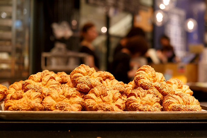 NY老舗「ザ・シティ・ベーカリー」東京に初上陸！焼き立てクロワッサンやランチメニューなど｜写真8