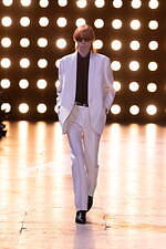 セリーヌ オム 2023年春夏コレクション - エディ・スリマンが贈るミックススタイル｜写真5