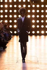 セリーヌ オム 2023年春夏コレクション - エディ・スリマンが贈るミックススタイル｜写真15