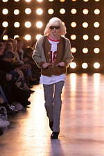 セリーヌ オム 2023年春夏コレクション - エディ・スリマンが贈るミックススタイル｜写真26