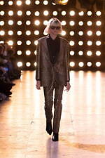 セリーヌ オム 2023年春夏コレクション - エディ・スリマンが贈るミックススタイル｜写真32