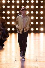 セリーヌ オム 2023年春夏コレクション - エディ・スリマンが贈るミックススタイル｜写真43