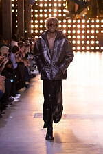 セリーヌ オム 2023年春夏コレクション - エディ・スリマンが贈るミックススタイル｜写真44