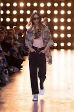 セリーヌ オム 2023年春夏コレクション - エディ・スリマンが贈るミックススタイル｜写真50