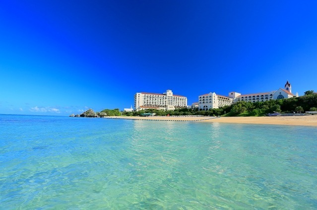 “鳥かごティースタンド”アフタヌーンティーが沖縄・ホテル日航アリビラで、紅芋ジャム付きスコーン｜写真10