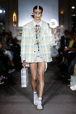 トム ブラウン 2023年春夏メンズコレクション - ツイードという記号の変換｜写真8