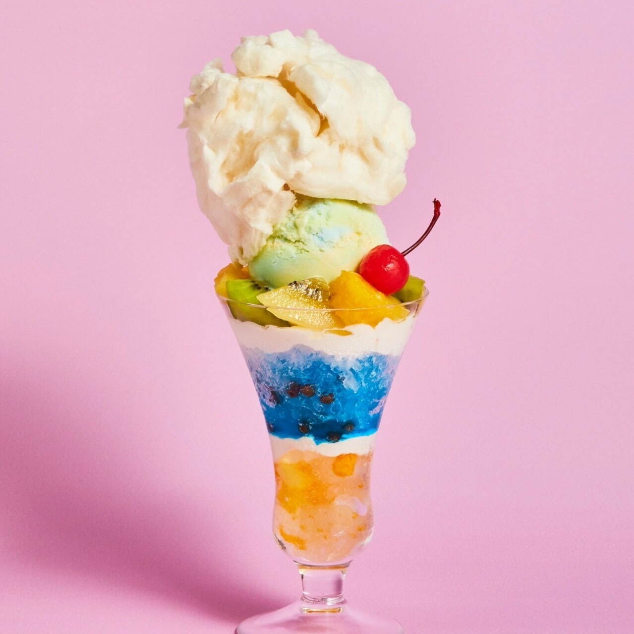 ららぽーと富士見店限定「わたあめとクリームソーダアイスのパフェ氷」1,320円