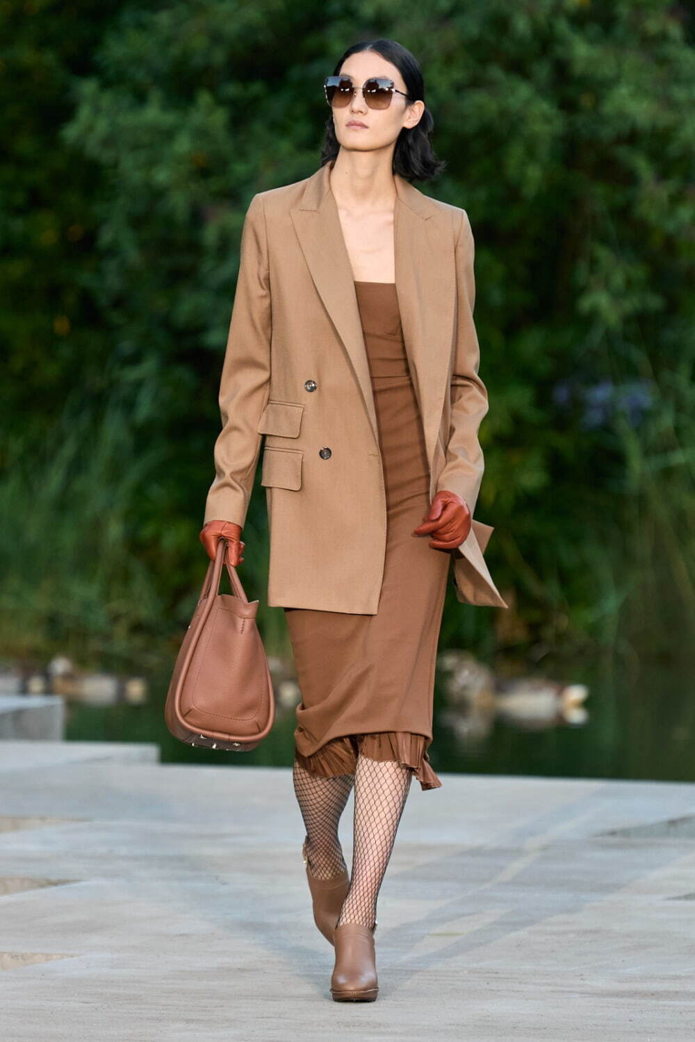 マックスマーラ(Max Mara) 2023年リゾートウィメンズコレクション  - 写真24