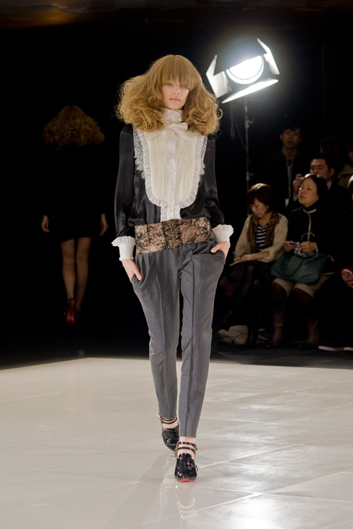 モトナリ オノ 2010-11年秋冬<span>コレクション</span> - 写真21