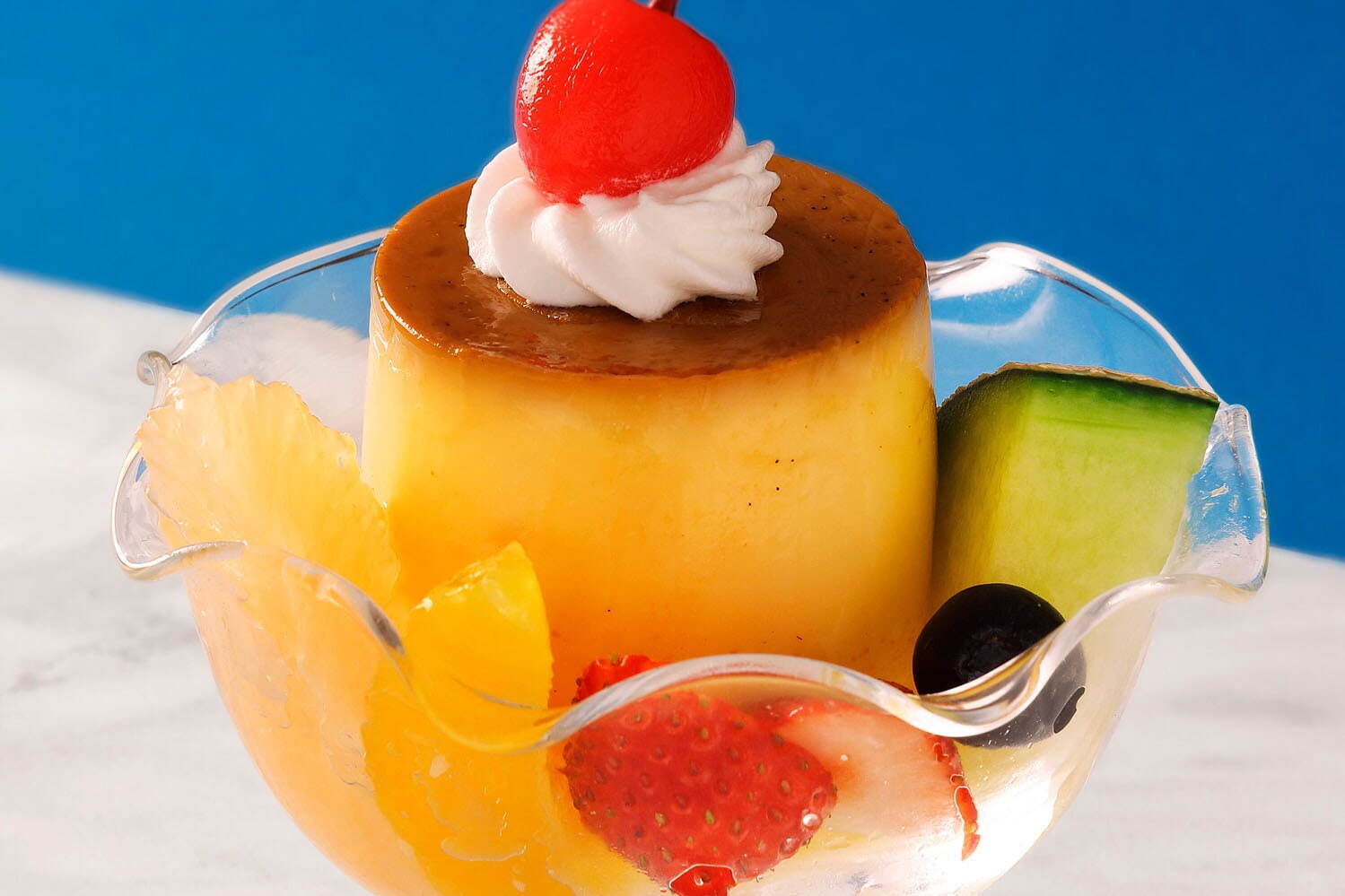 レトロプリン専門店「プリンに恋して」の新作、昔ながらのプリン・ア・ラ・モード＆生杏仁プリン