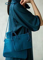 HaaT新作ウェア、“さざなみ”のような凹凸感ワンピースやランダムボーダートップ｜写真8