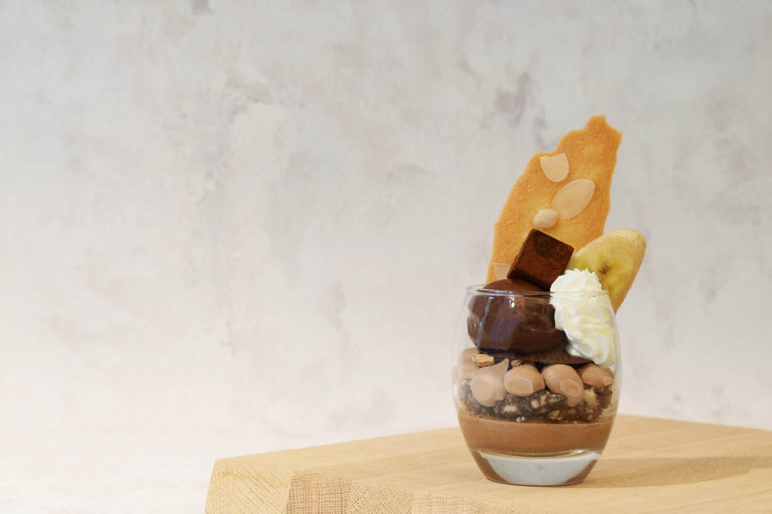 「CHOCO チョコレート×ヘーゼルナッツ」1,452円