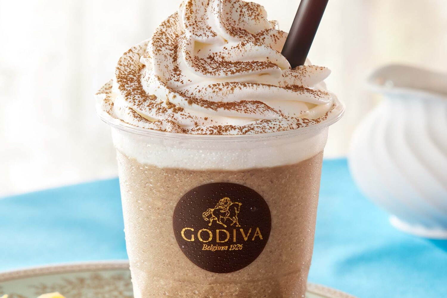 ゴディバ「ショコリキサー ロイヤルミルクティー」アールグレイが華やかに香る限定フレーバー