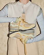 オーラリー(AURALEE), ニューバランス(New Balance) 2002R｜写真1