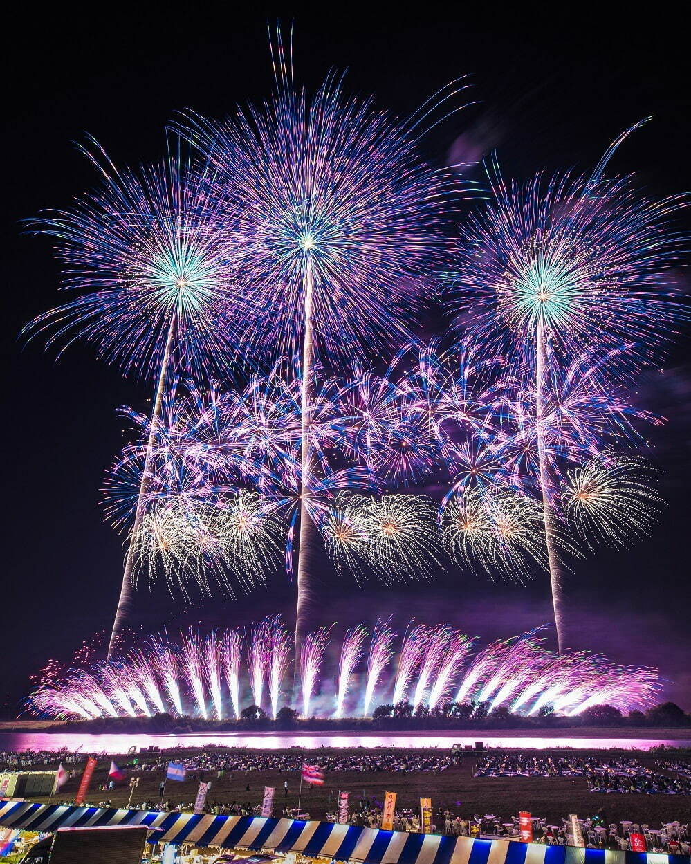 茨城「大洗海上花火大会」過去最多の打ち上げ数“約6,000発”で3年ぶりに開催、音楽ライブも｜写真7