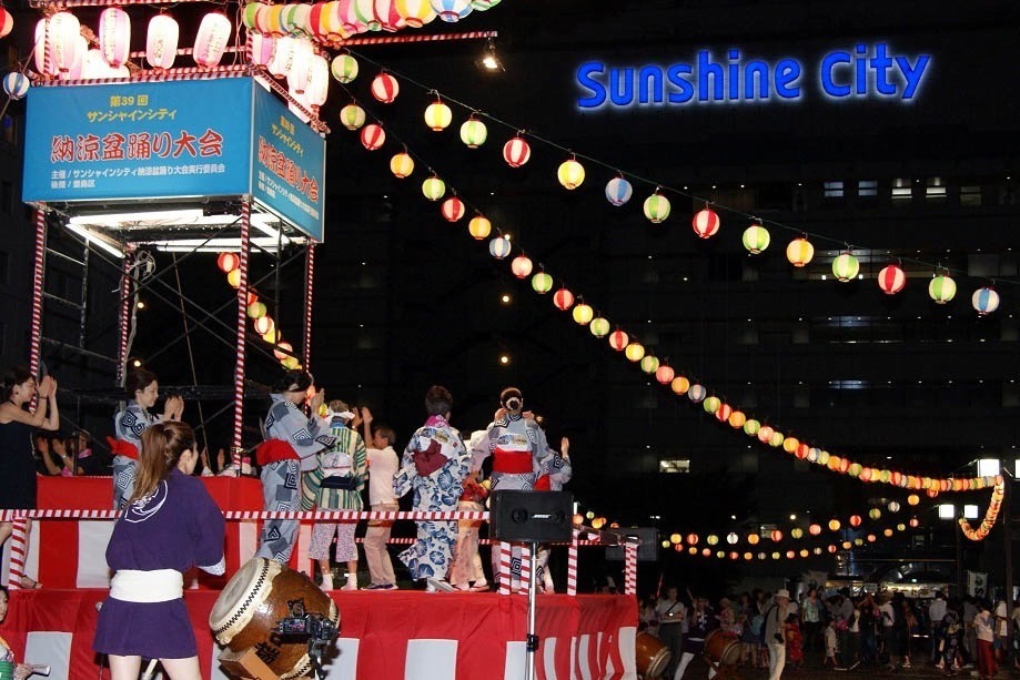 お祭り｜池袋サンシャインシティの屋上盆踊り大会、3年ぶりに開催