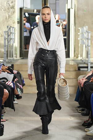 アライア(ALAÏA) 2023年春ウィメンズコレクション  - 写真25