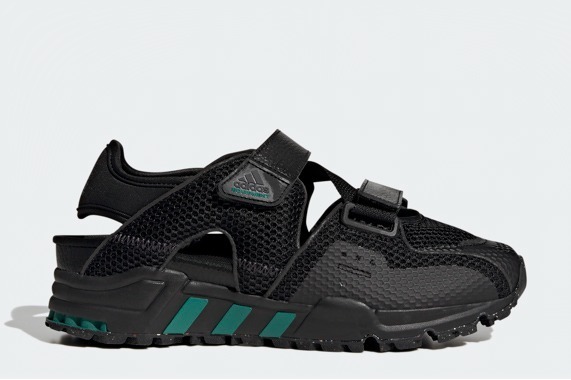 アディダス オリジナルスの新作スニーカーサンダル「EQT93 SNDL