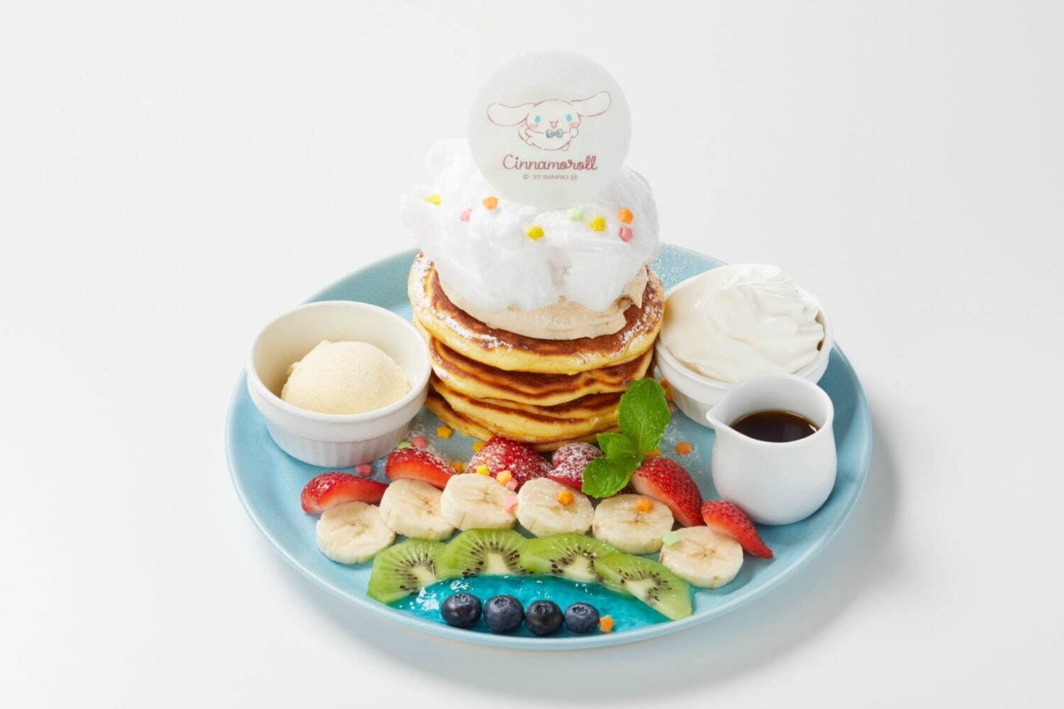 「シナモロール虹のお空パンケーキ」1,628円