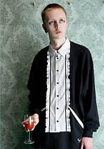 ミルクボーイ 2022年秋コレクション - ヴァンパイアに誘われて｜写真5