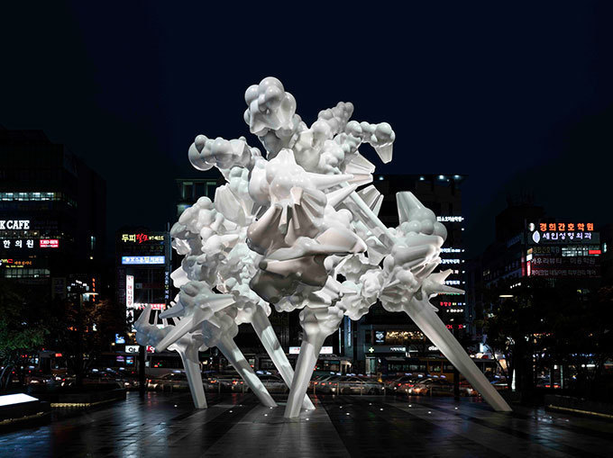 彫刻家・名和晃平が主宰する「SANDWICH」表参道GYREで展覧会を開催 | 写真