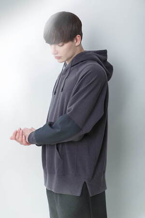 カーリー(CURLY&Co.) 2022-23年秋冬ウィメンズ&メンズコレクション  - 写真12