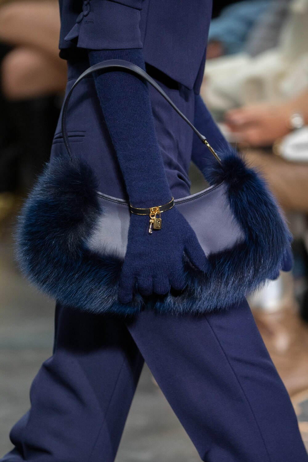 フェンディ(FENDI) オーロック｜写真20