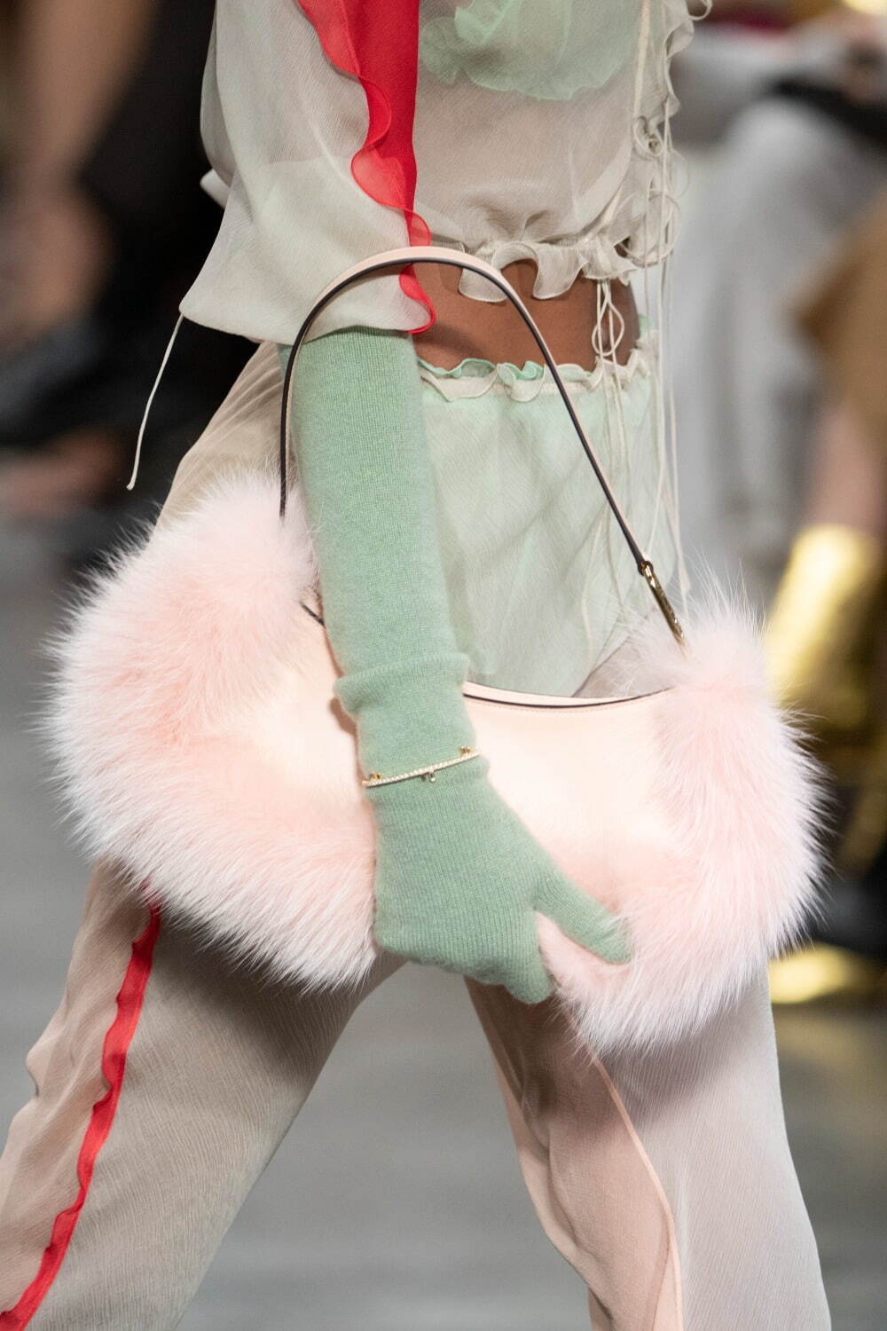 フェンディ(FENDI) オーロック｜写真16