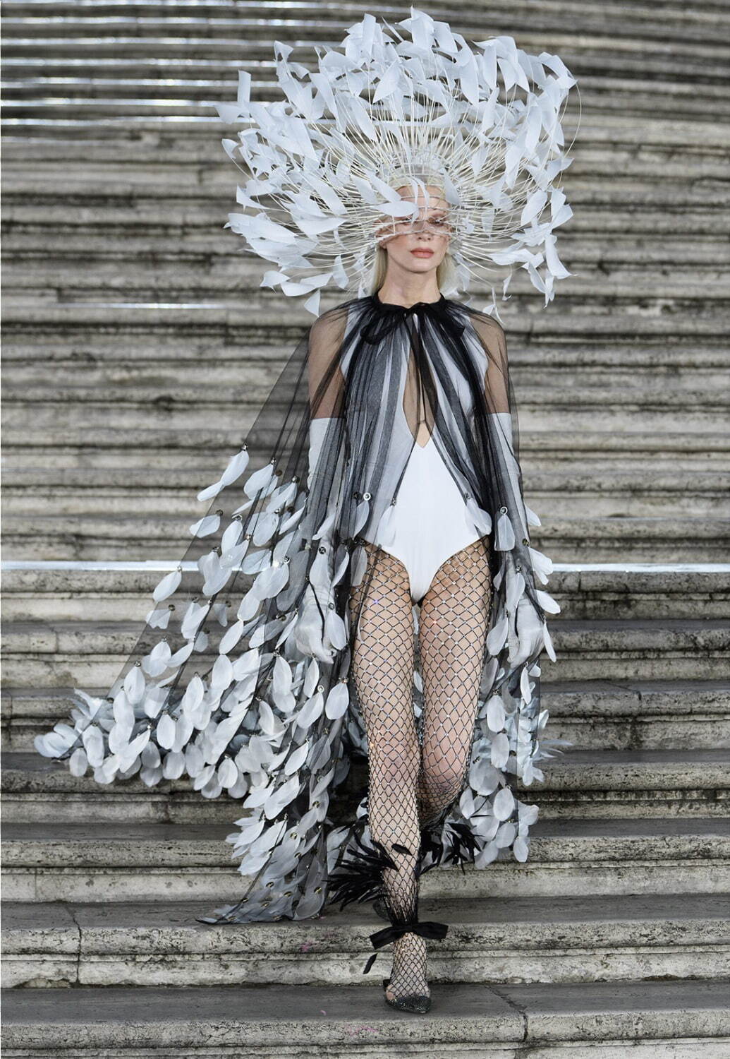 ヴァレンティノ オートクチュール(VALENTINO Haute Couture ) 2022-23年秋冬ウィメンズコレクション  - 写真101
