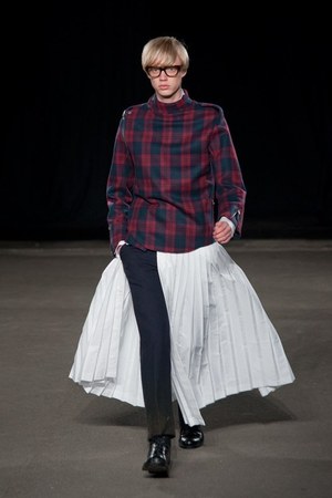 フェノメノン(PHENOMENON)、2010-2011年秋冬コレクション｜写真4