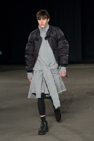 フェノメノン(PHENOMENON)、2010-2011年秋冬コレクション｜写真16