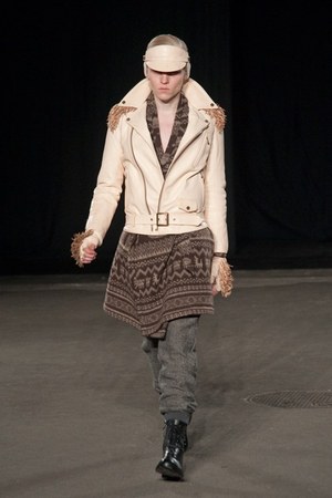 フェノメノン(PHENOMENON)、2010-2011年秋冬コレクション｜写真24