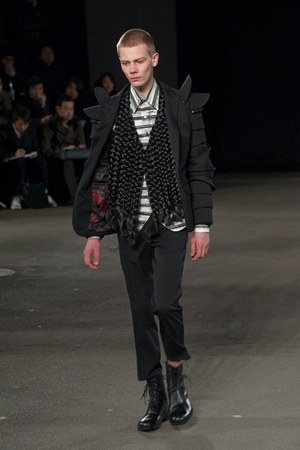 フェノメノン(PHENOMENON)、2010-2011年秋冬コレクション｜写真41