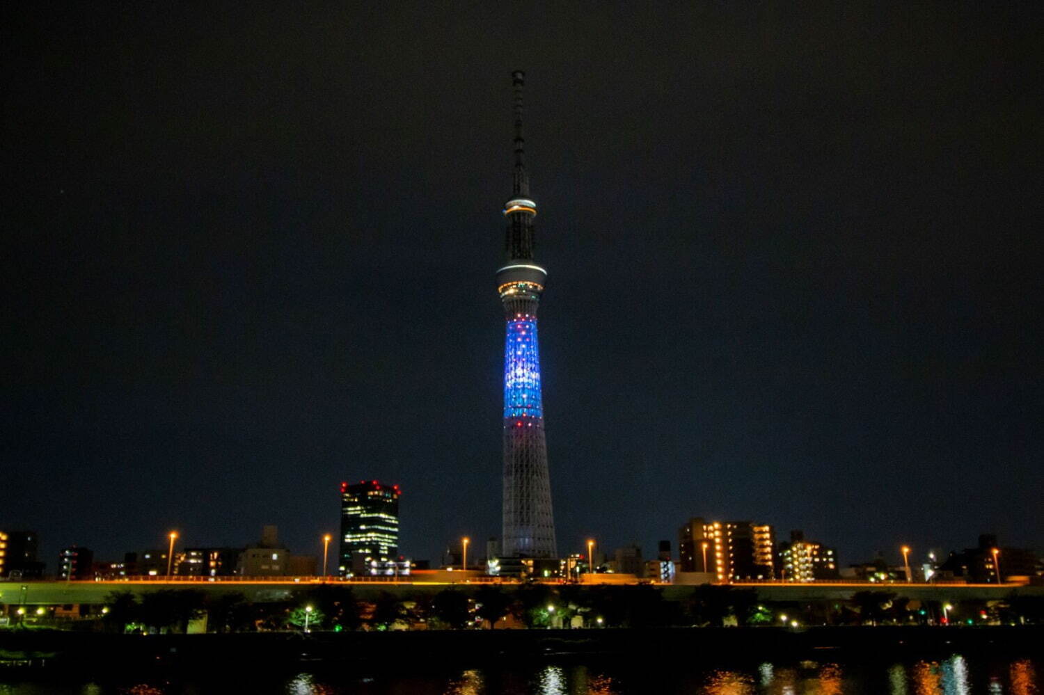 「スターマイン」をイメージした演出　
ⓒTOKYO-SKYTREE
