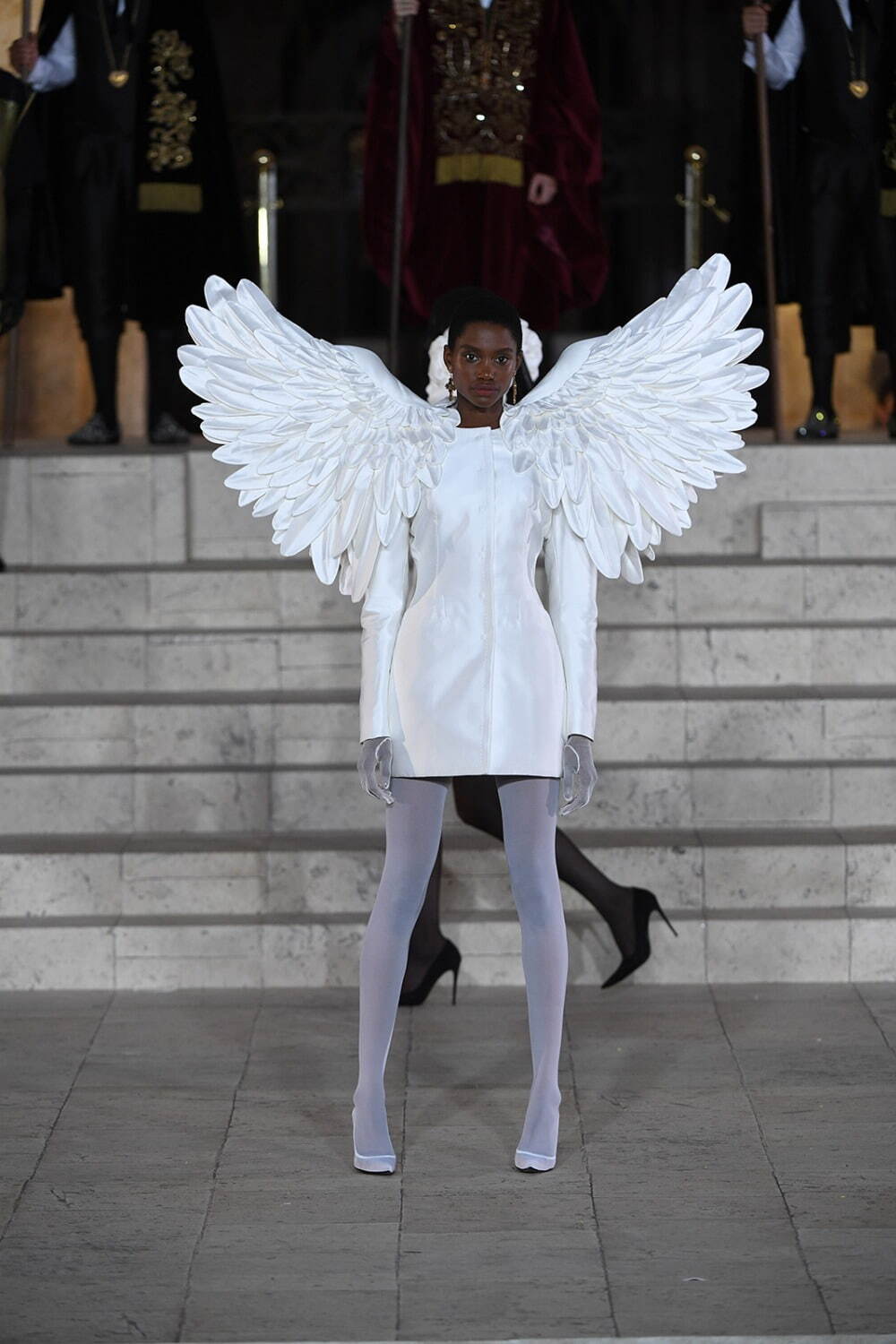 ドルチェ＆ガッバーナ アルタ モーダ(DOLCE&GABBANA Alta Moda) 2022-23年秋冬ウィメンズコレクション  - 写真3