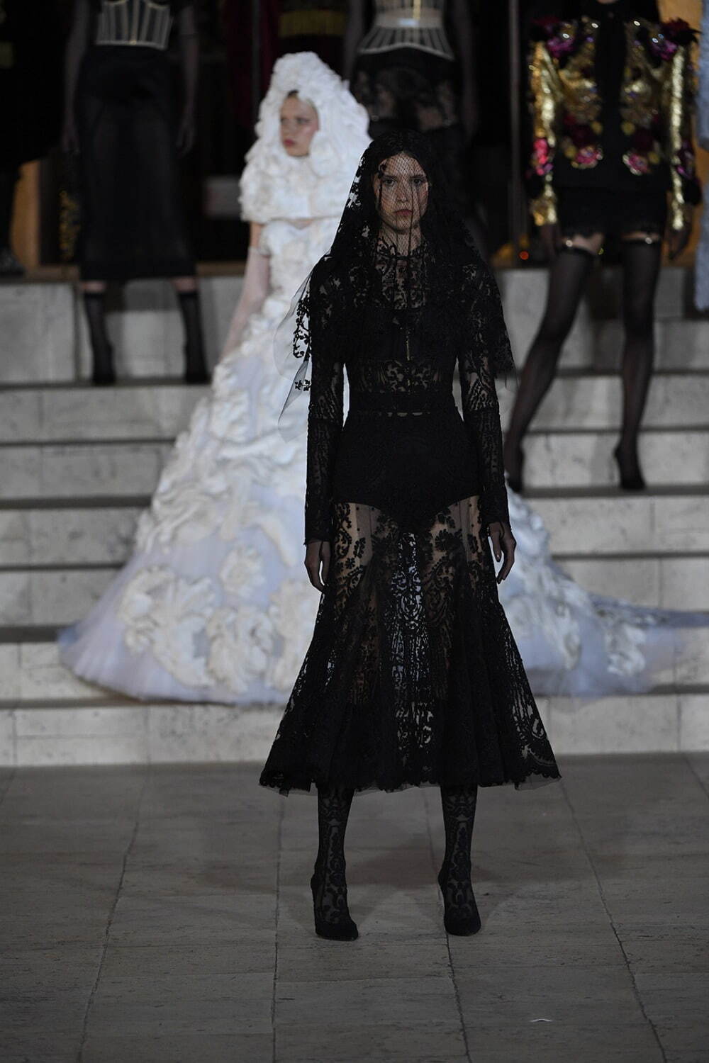 ドルチェ＆ガッバーナ アルタ モーダ(DOLCE&GABBANA Alta Moda) 2022-23年秋冬ウィメンズコレクション  - 写真95