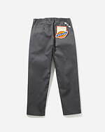 サタデーズ ニューヨークシティ×ディッキーズ、クロップド丈のテーパードパンツ＆タックワイドパンツ｜写真11